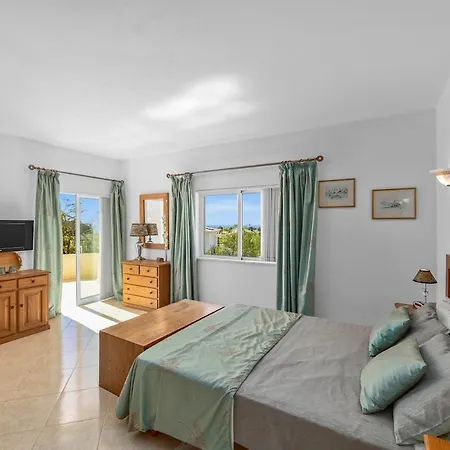 Вилла Stunning With Sea Views In *